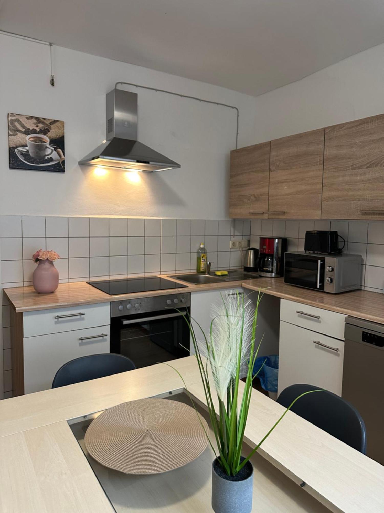 City Apartments Direkt Am Hauptbahnhof - Perfekt Fuer Pendler Und Monteure Neumünster Exterior foto